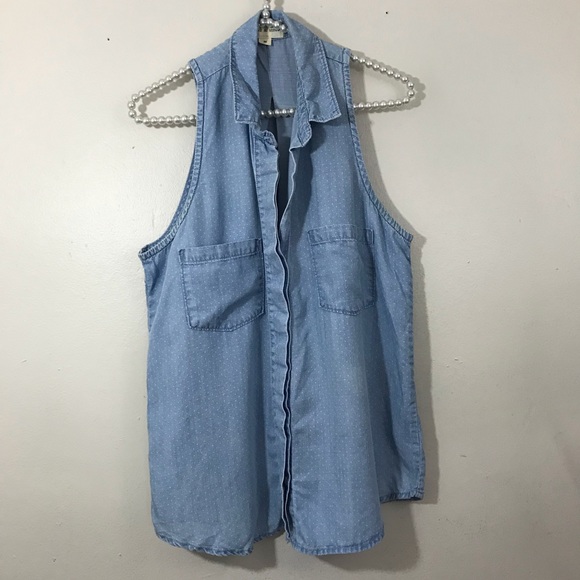 Anthropologie Tops - Cloth & Stone Sleeveless Chambray Top